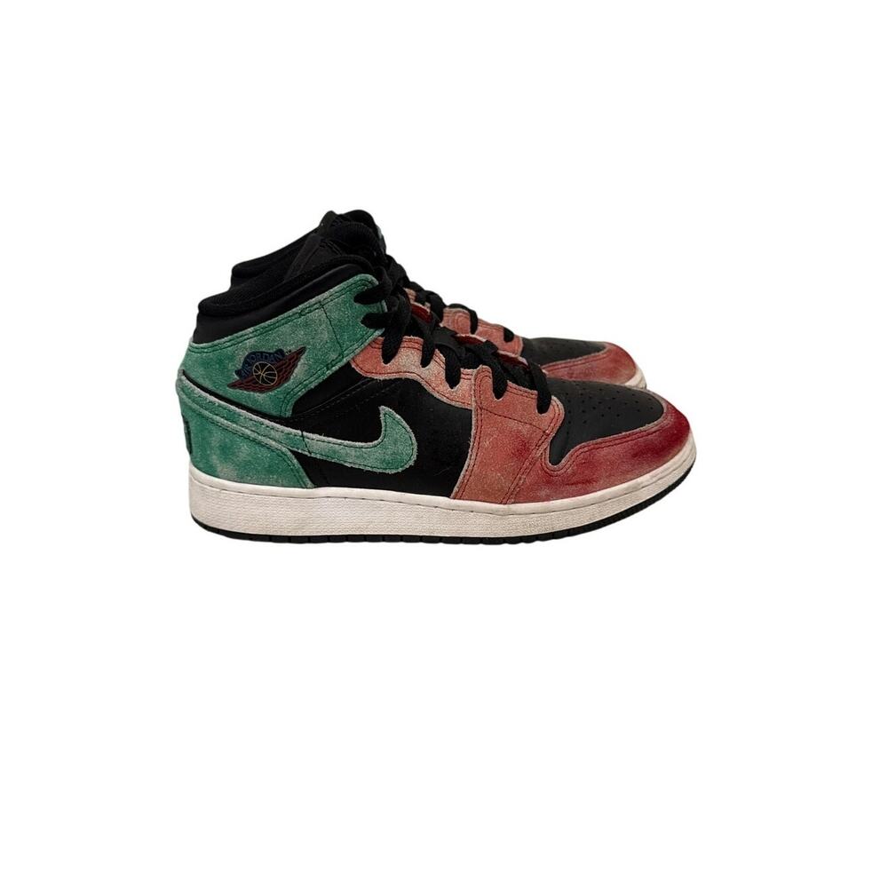 Nike Air Jordan Shoes Jordan 1 Mid 'MJ's Playground' Sneakers Size Youth 5
